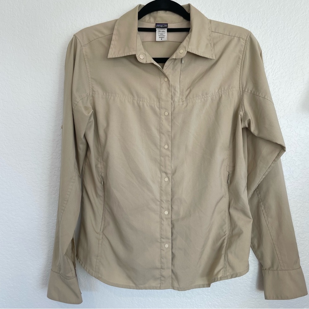 Patagonia Khaki Women's Shirt Size 8 - Picture 12 of 12